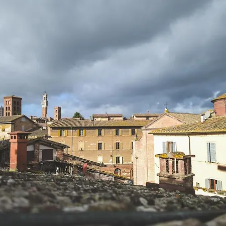 Un Terrazzo Sulla Magia *